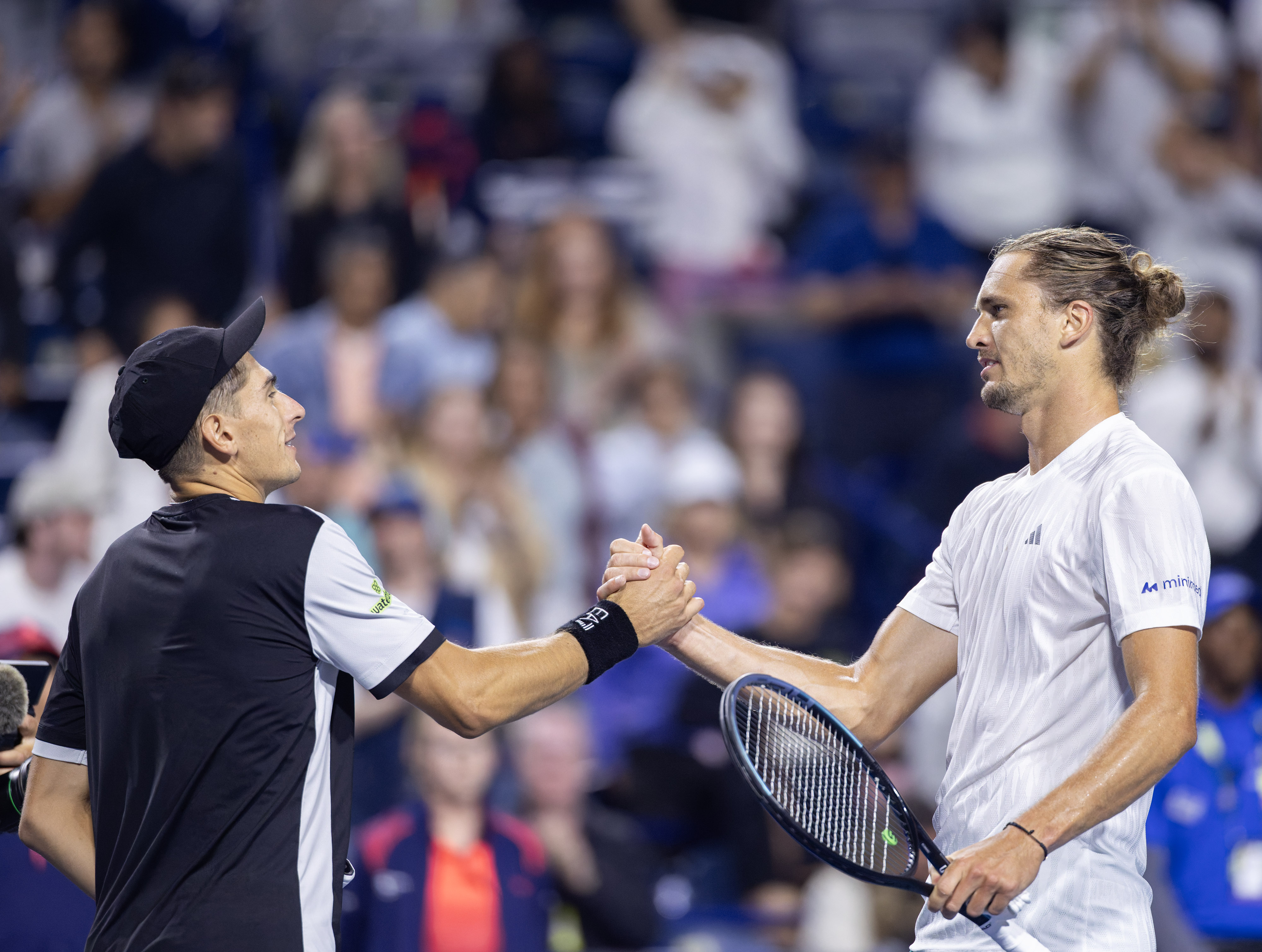 戴维斯杯险胜蒙特卡洛大师赛，兹维列夫刷新纪录