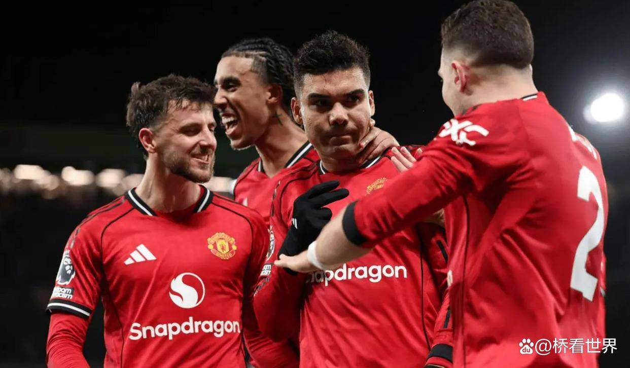 曼联击败伯恩茅斯，继续保持领先优势
